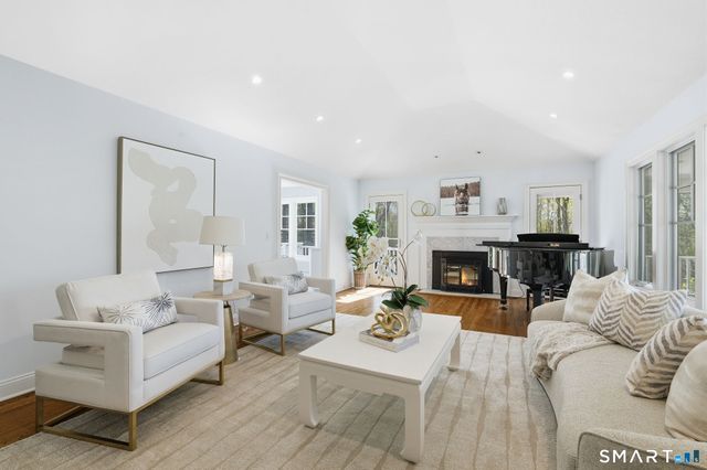 4 Charcoal Lane, Westport, CT 06880