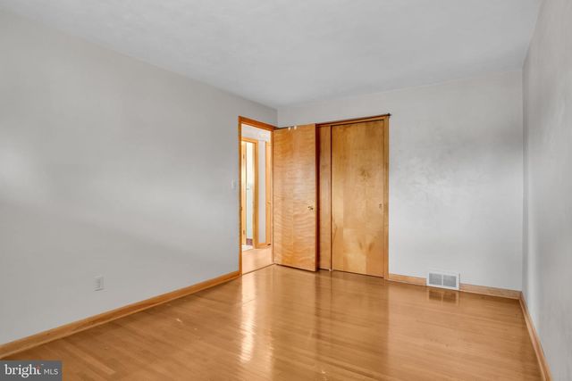 301 E ELM AVE, Hanover, PA 17331