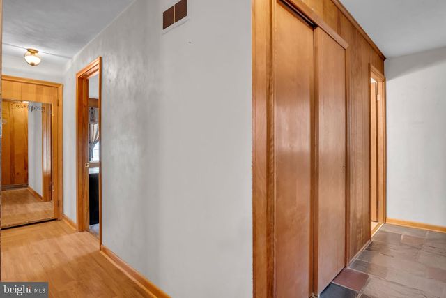 301 E ELM AVE, Hanover, PA 17331