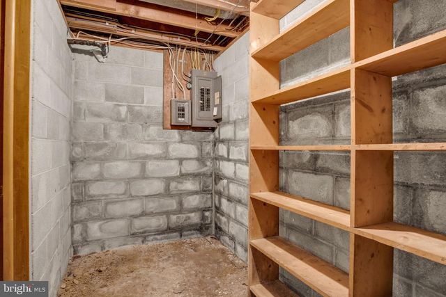 301 E ELM AVE, Hanover, PA 17331