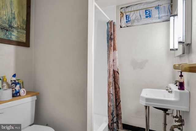 301 E ELM AVE, Hanover, PA 17331