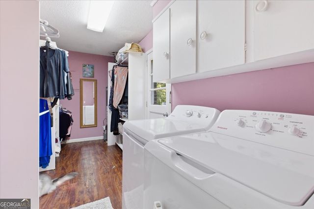 112 Pine Street SW, Calhoun, GA 30701