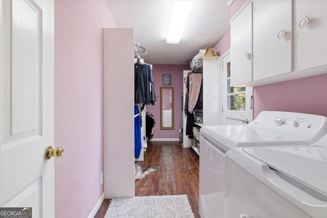 112 Pine Street SW, Calhoun, GA 30701
