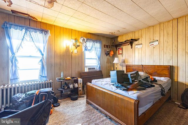 435 HOTEL ST, Pottsville, PA 17901