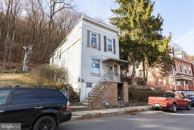 435 HOTEL ST, Pottsville, PA 17901