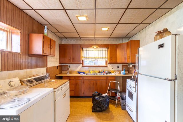 435 HOTEL ST, Pottsville, PA 17901