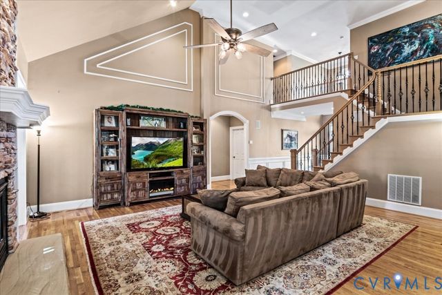 9133 Rigney Ter, Glen Allen, VA 23060