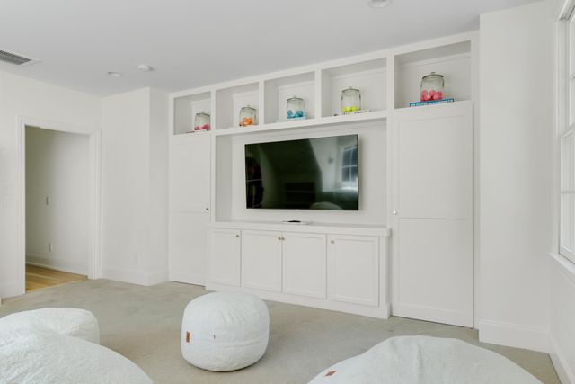 956 Battery Ln, Nashville, TN 37220