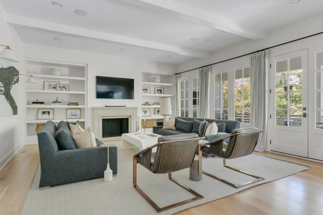 956 Battery Ln, Nashville, TN 37220