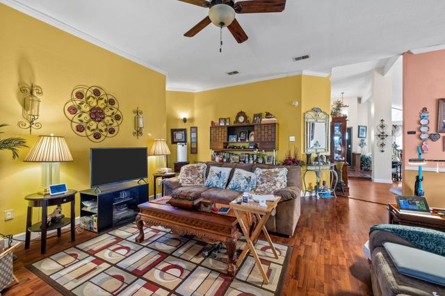 15226 Loma Paseo Drive, Houston, TX 77083