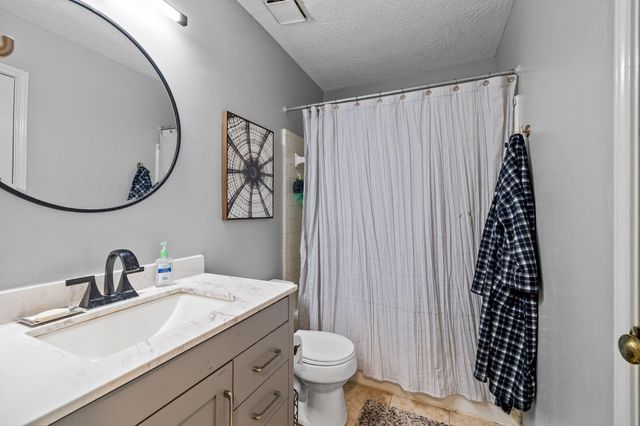 15226 Loma Paseo Drive, Houston, TX 77083