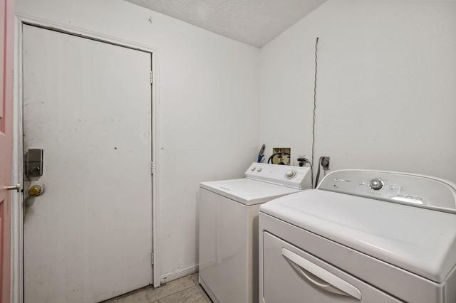 15226 Loma Paseo Drive, Houston, TX 77083