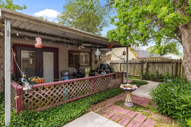 15226 Loma Paseo Drive, Houston, TX 77083