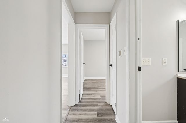 89 S 8th Avenue, Beech Grove, IN 46107