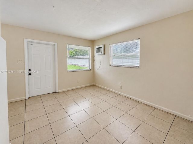 3639 SW 13th Court 4, Fort Lauderdale, FL 33312