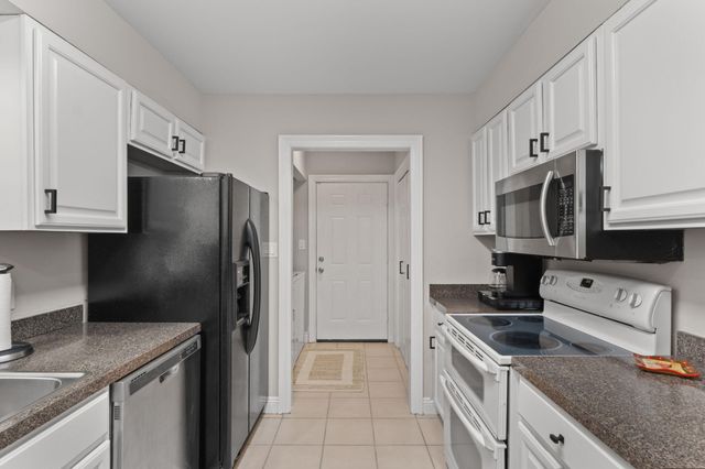 6561 Fern St Street, Navarre, FL 32566