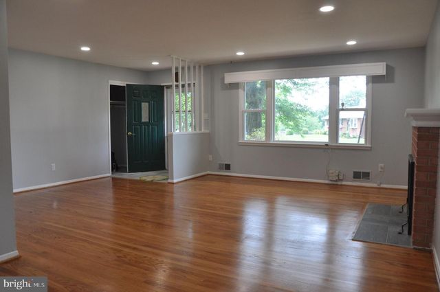 7914 ELLET RD, Springfield, VA 22151