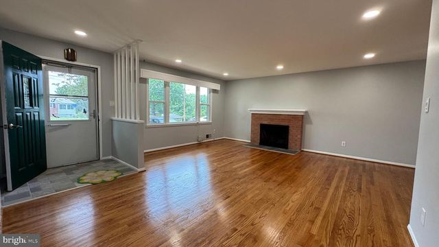 7914 ELLET RD, Springfield, VA 22151