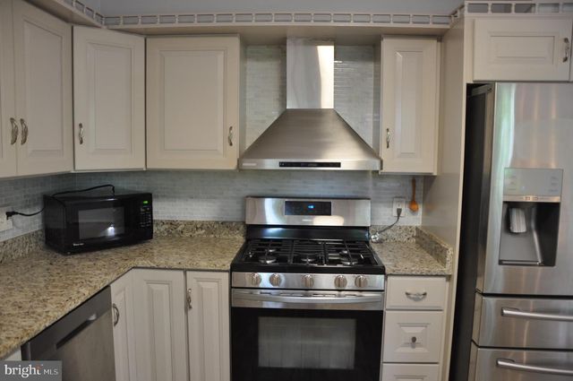 7914 ELLET RD, Springfield, VA 22151