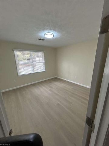 267 S Boyles Street, Pilot Mountain, NC 27041