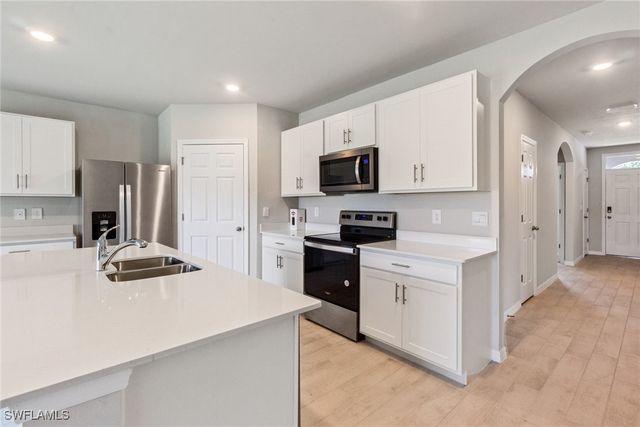 25361 Doredo DR, Punta Gorda, FL 33955