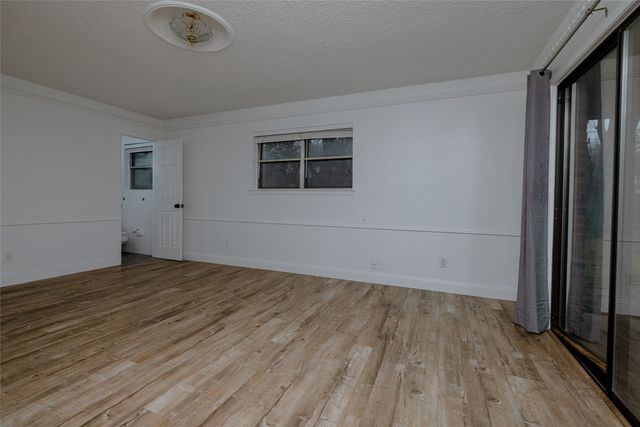6016 Wormar Avenue, Fort Worth, TX 76133
