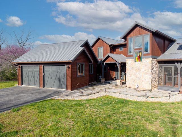 1166 Sandstone Point Trail, Monticello, KY 42633