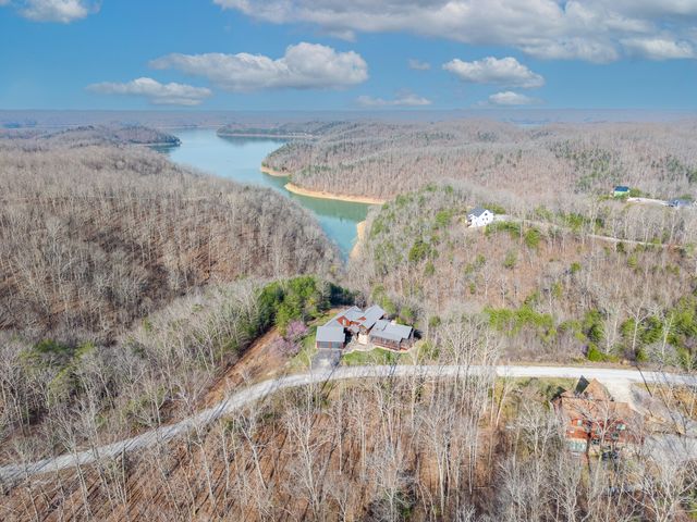 1166 Sandstone Point Trail, Monticello, KY 42633