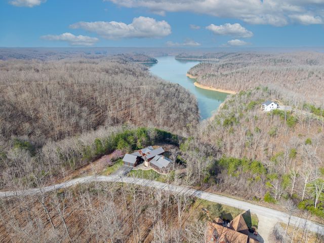 1166 Sandstone Point Trail, Monticello, KY 42633