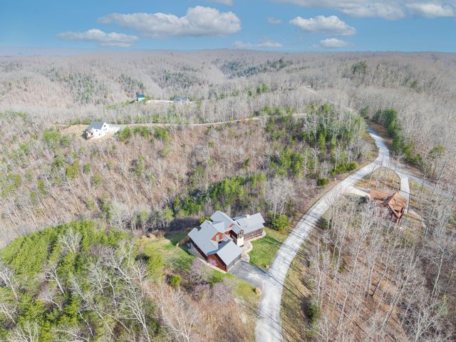 1166 Sandstone Point Trail, Monticello, KY 42633