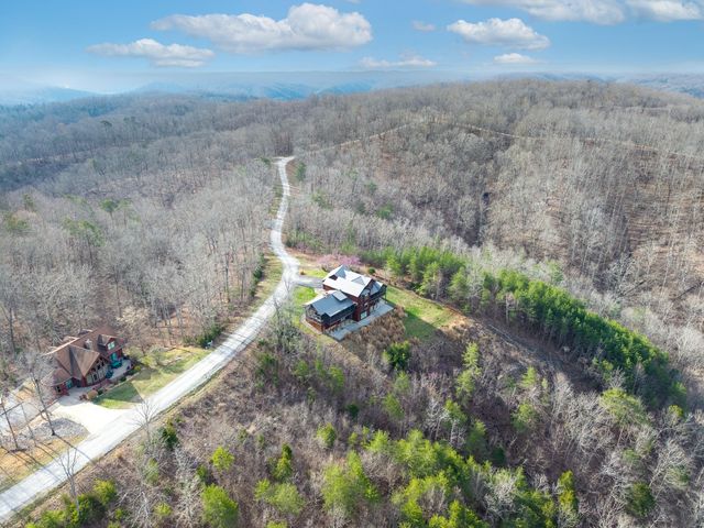 1166 Sandstone Point Trail, Monticello, KY 42633