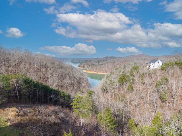 1166 Sandstone Point Trail, Monticello, KY 42633