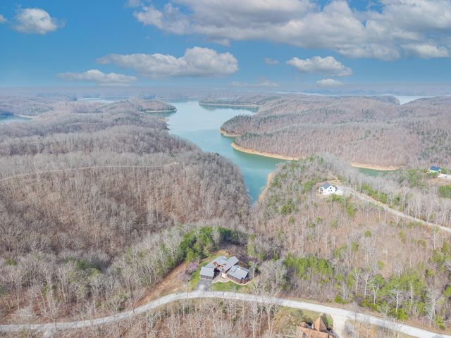 1166 Sandstone Point Trail, Monticello, KY 42633