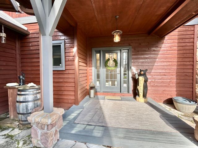 1166 Sandstone Point Trail, Monticello, KY 42633