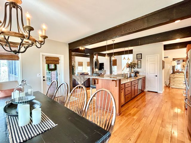 1166 Sandstone Point Trail, Monticello, KY 42633