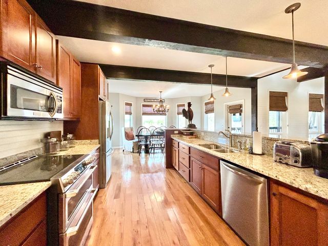 1166 Sandstone Point Trail, Monticello, KY 42633