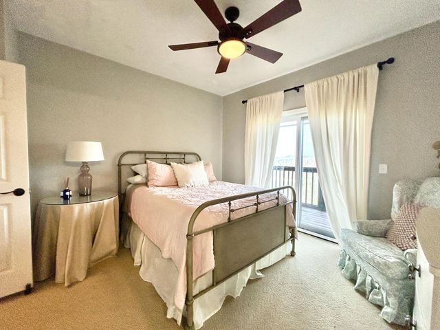 1166 Sandstone Point Trail, Monticello, KY 42633