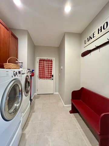 1166 Sandstone Point Trail, Monticello, KY 42633