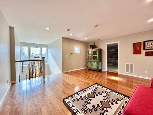 1166 Sandstone Point Trail, Monticello, KY 42633