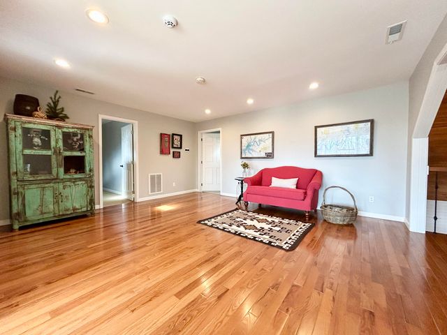 1166 Sandstone Point Trail, Monticello, KY 42633