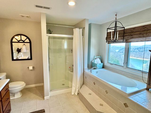 1166 Sandstone Point Trail, Monticello, KY 42633