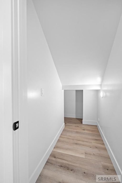 Image 33 of property listing at 743 Curlew Drive, Ammon, ID 83406