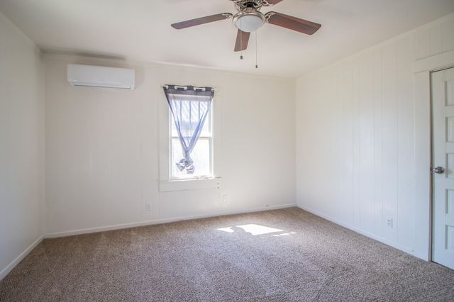 315 S 13th Street, Slaton, TX 79364