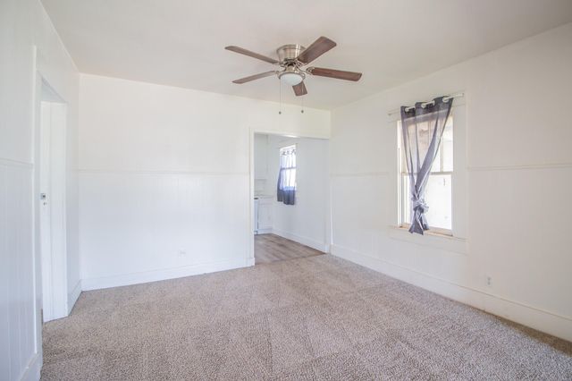 315 S 13th Street, Slaton, TX 79364