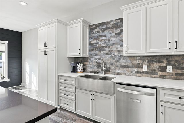 403 Sonoma Court, Sherman, TX 75092