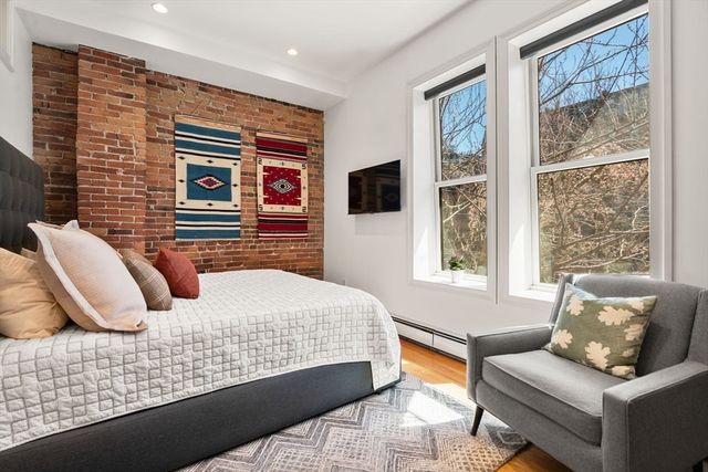 148 Warren Ave 1, Boston, MA 02116