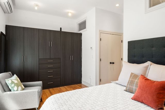 148 Warren Ave 1, Boston, MA 02116