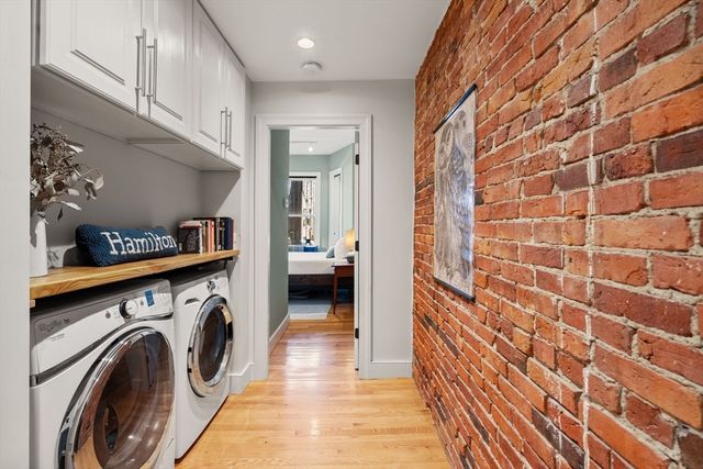 148 Warren Ave 1, Boston, MA 02116