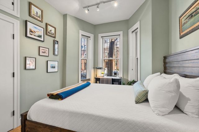 148 Warren Ave 1, Boston, MA 02116