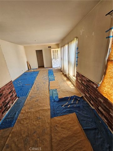 8132 White Oak Avenue, Northridge, CA 91325